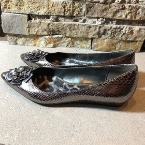 Ann Taylor LOFT faux snakeskin pointed toe flat